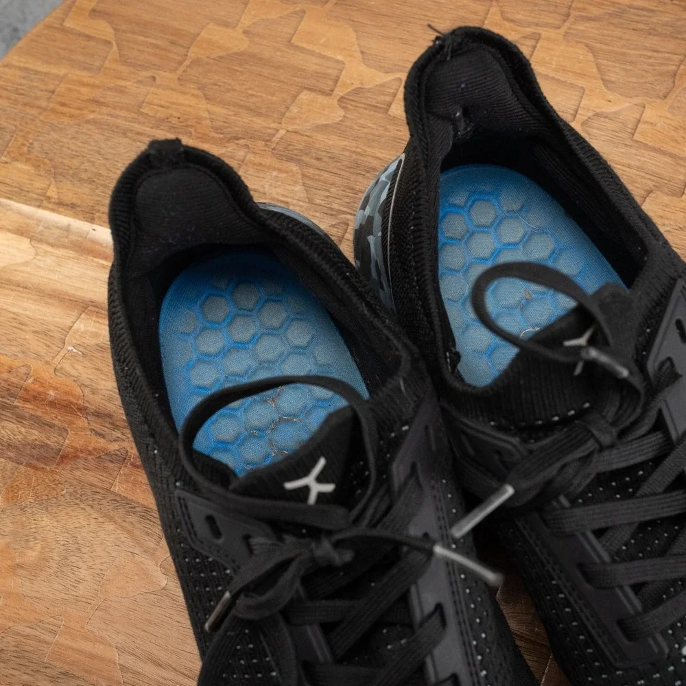 Flux Footwear Adapt Runner Black Blue Mens Size 10 Athletic Knit Shoes Sneakers